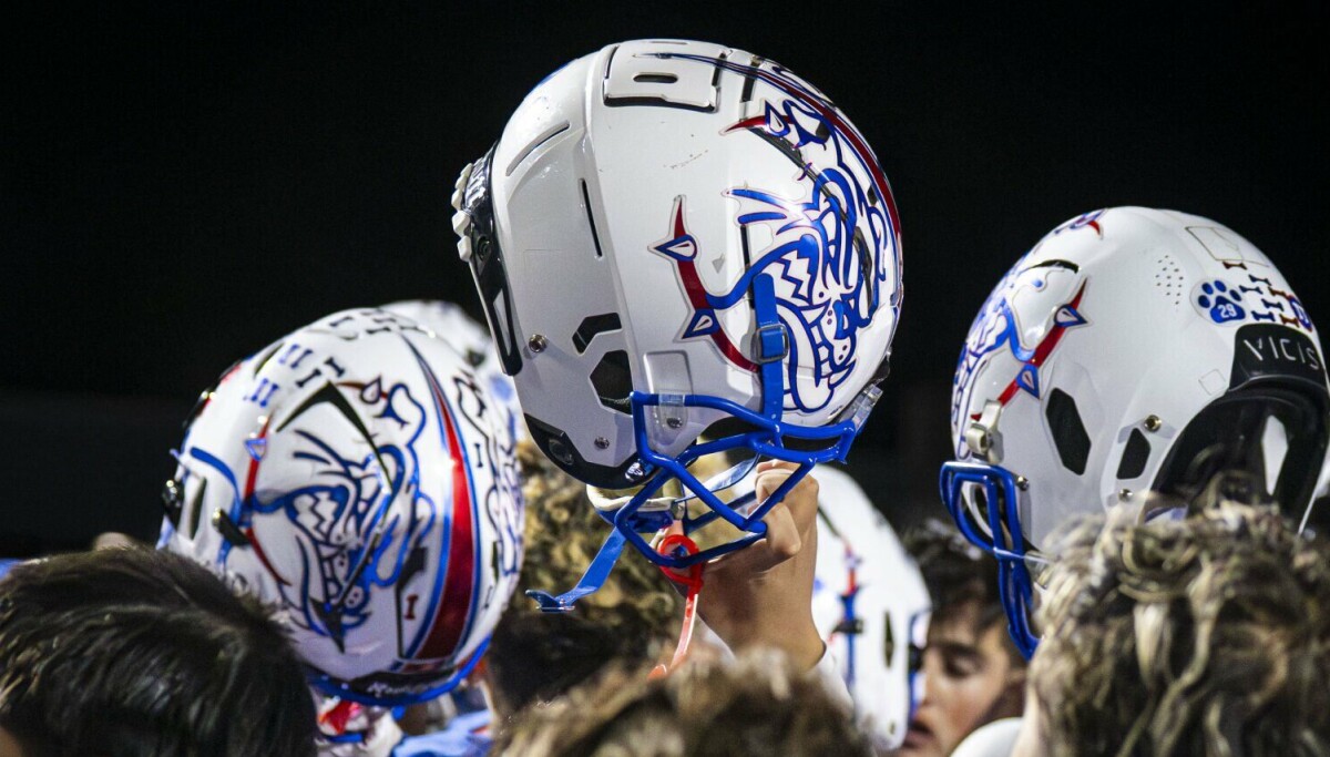 Las Cruces defense powers 14-7 win at Rio Rancho