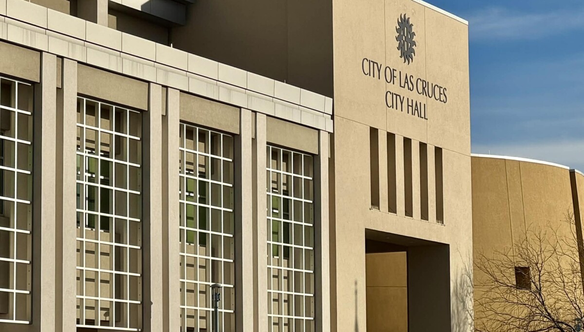 Las Cruces council weighs action after past secret meeting allegations