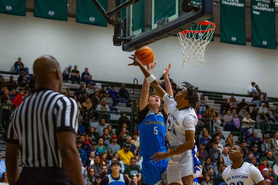 Brayden Davidson Rio Rancho Rio Rancho boys basketball beats Cleveland in Class 5A District 1 showdown