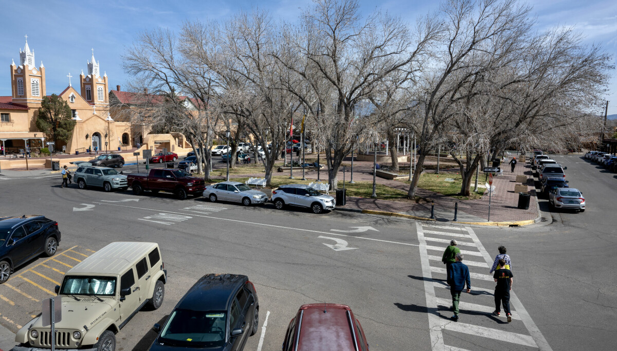Old Town property owners weigh forming a Business Improvement District