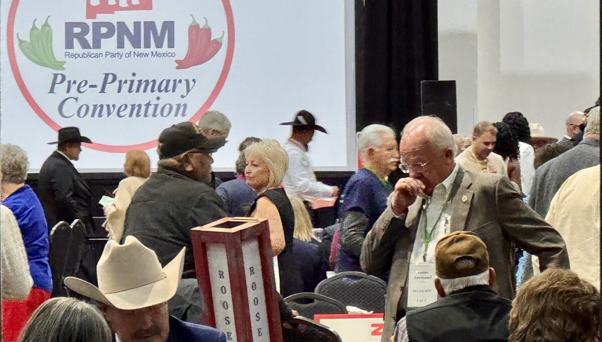 Greg Hull Rio Rancho Rio Rancho mayor Gregg Hull wins GOP pre-primary backing in New Mexico ...