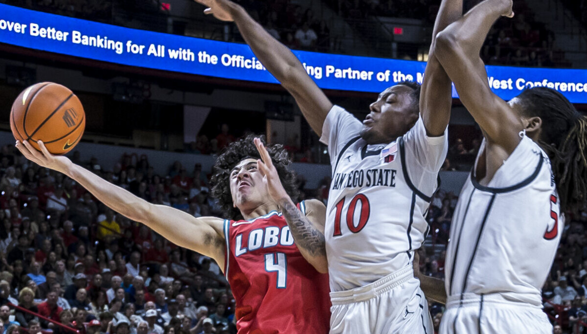 Lobos fall in heartbreaker to Aztecs in Mountain West Tournament semifinal - Albuquerque Journal image