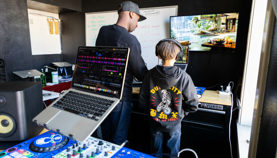 Visual Routine For Teenager Albuquerque nonprofit Warehouse 505 offers free arts classes for teens ...
