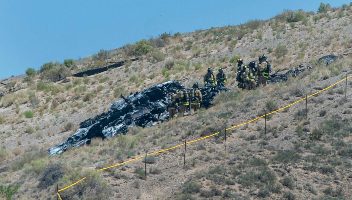 Demandan los primeros respondedores de APD por exposición al accidente de un jet militar.