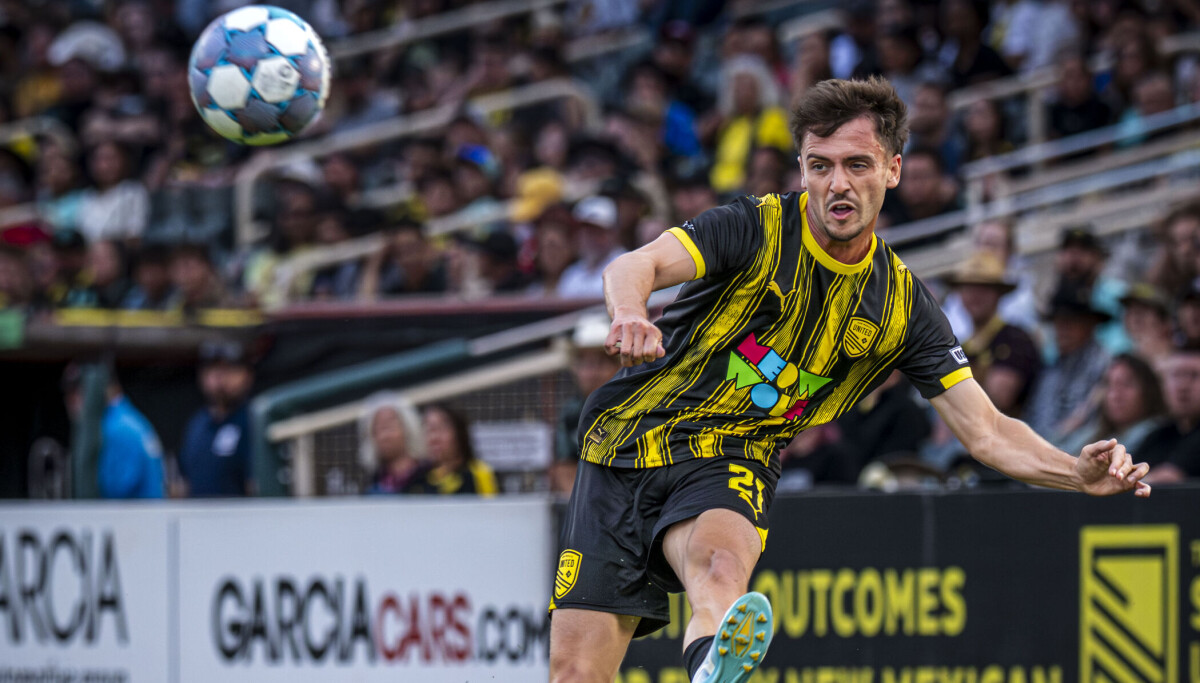 A nice ring: Noël made most of NM United's break by proposing
