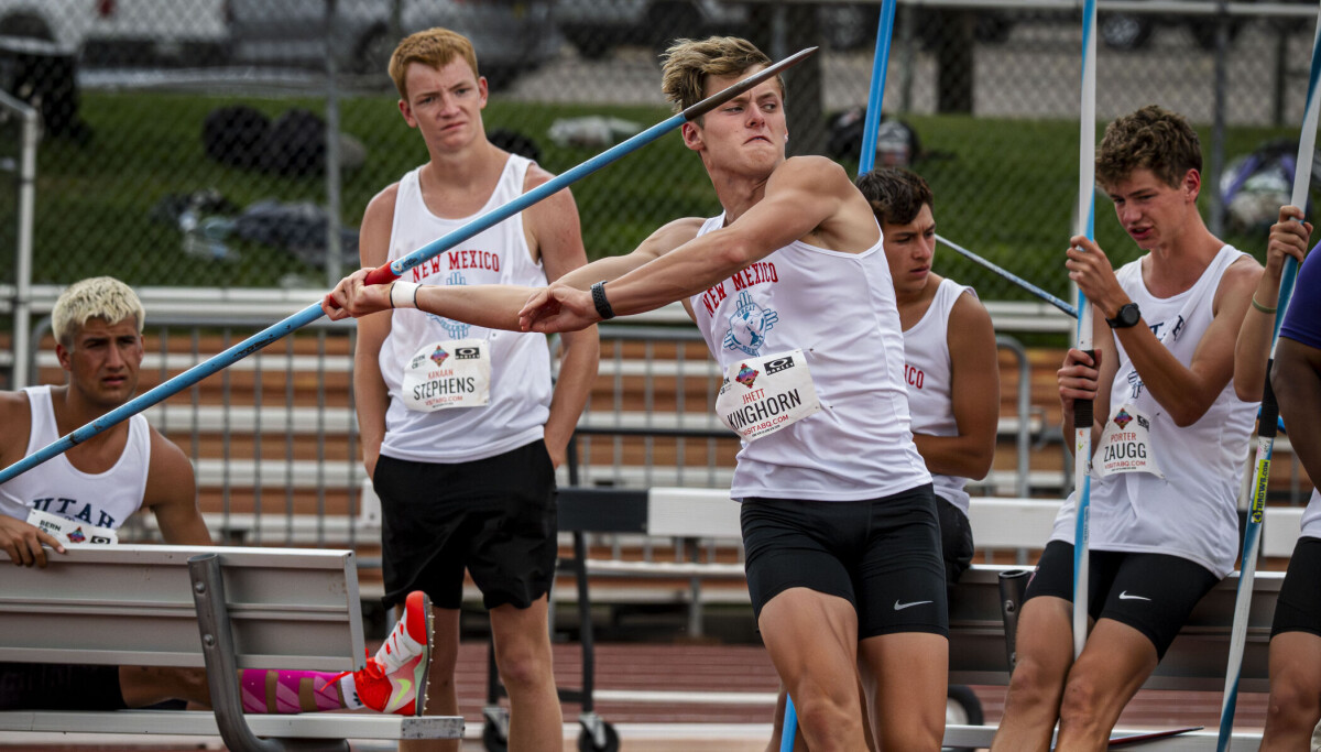 La Cueva grad wins decathlon in first attempt