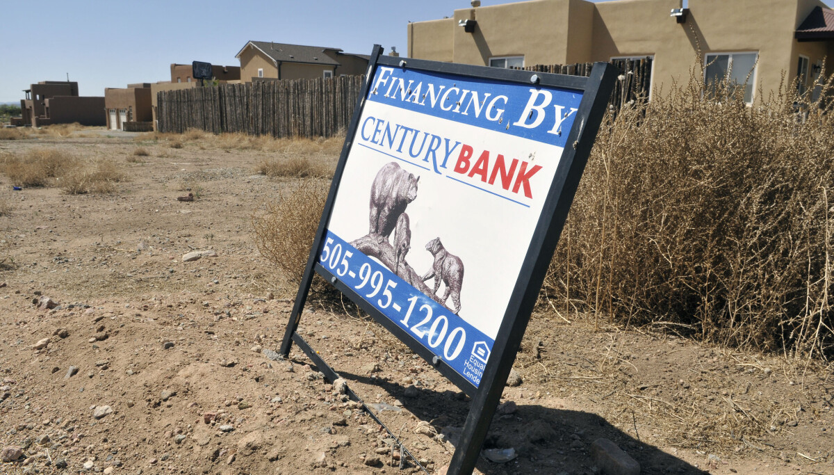 Santa Fe’s Century Bank says it’s ‘not for sale’ as Oklahoma firm looks to take controlling stake