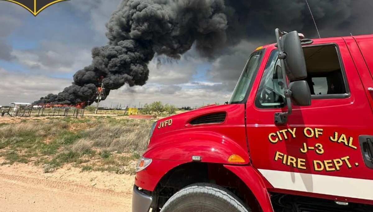 Tank battery fire erupts in Lea County