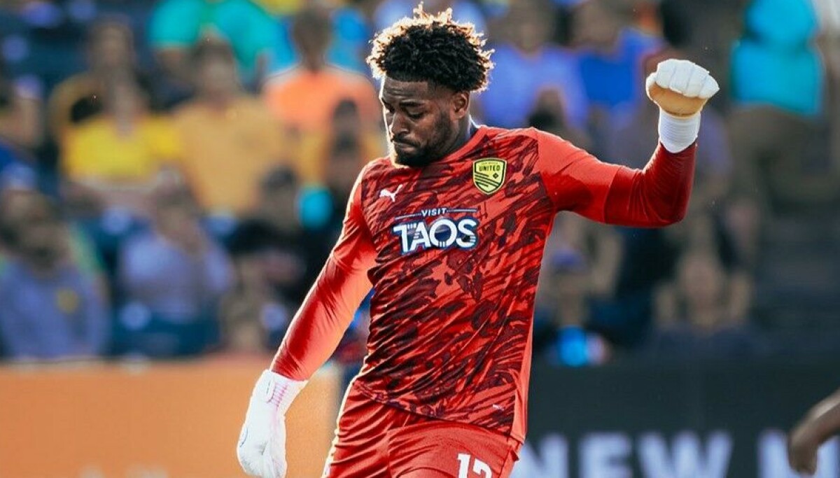 NM United went down a man and had to get 'gritty' to earn 1 point