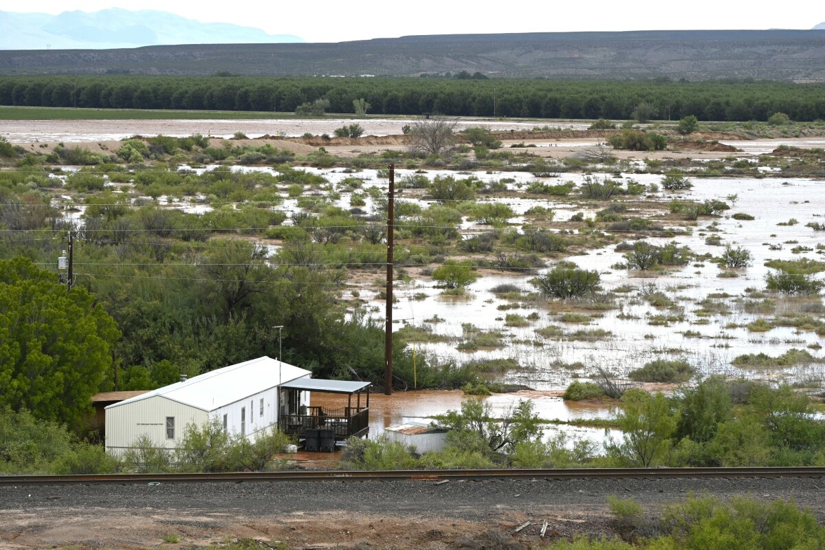 Aerial view of the McLead Dam structure in Hatch Valley during dry conditions