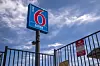 20250320-biz-ja-motel6-01.JPG