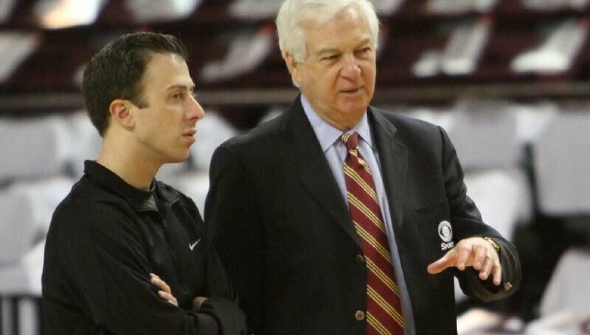 Bill Rafferty Basketball College basketball icon Bill Raftery and Lobo coach Richard Pitino ...