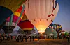 20241224-news-cb-balloonglow-08.jpg