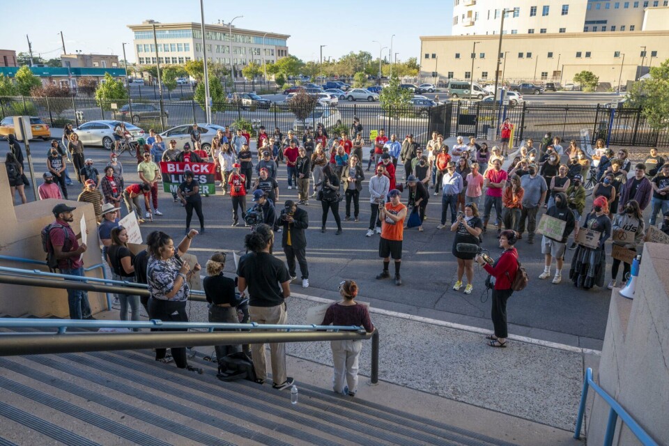 Viral claims about man's death in Albuquerque at odds with police ...