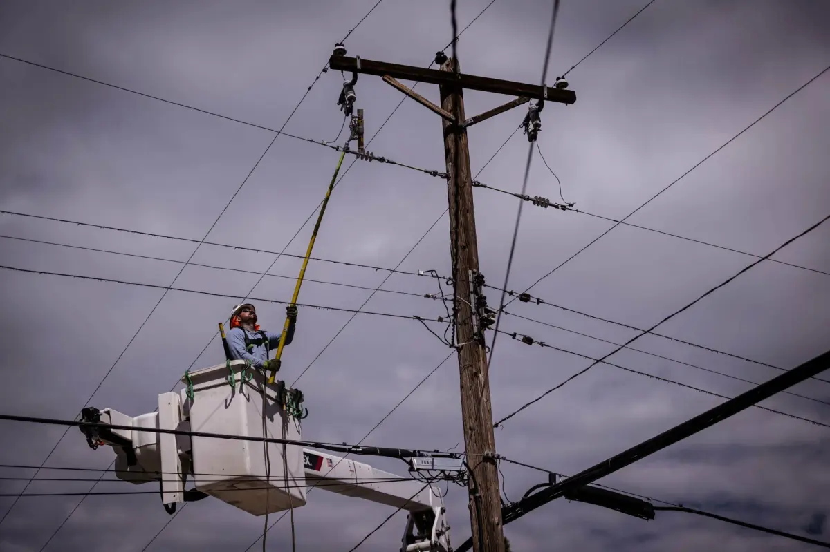 PNM files to replace coal power with renewables while pushing to extend natural gas